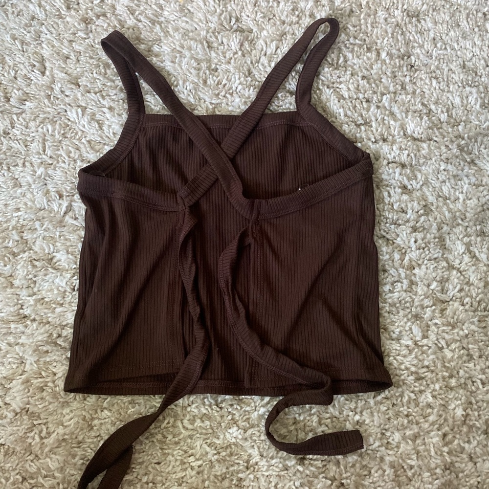 Ribbed Open Back Tank - Picture 2 of 3